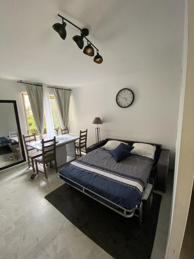 Magniolias - Residence Calme Avec Piscine, Tennis & Jardin Antibes Eksteriør bilde
